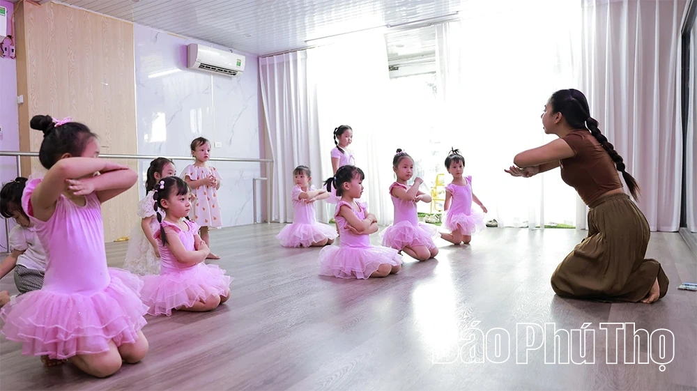 Ươm mầm nghệ thuật và thể thao cho trẻ ngày hè