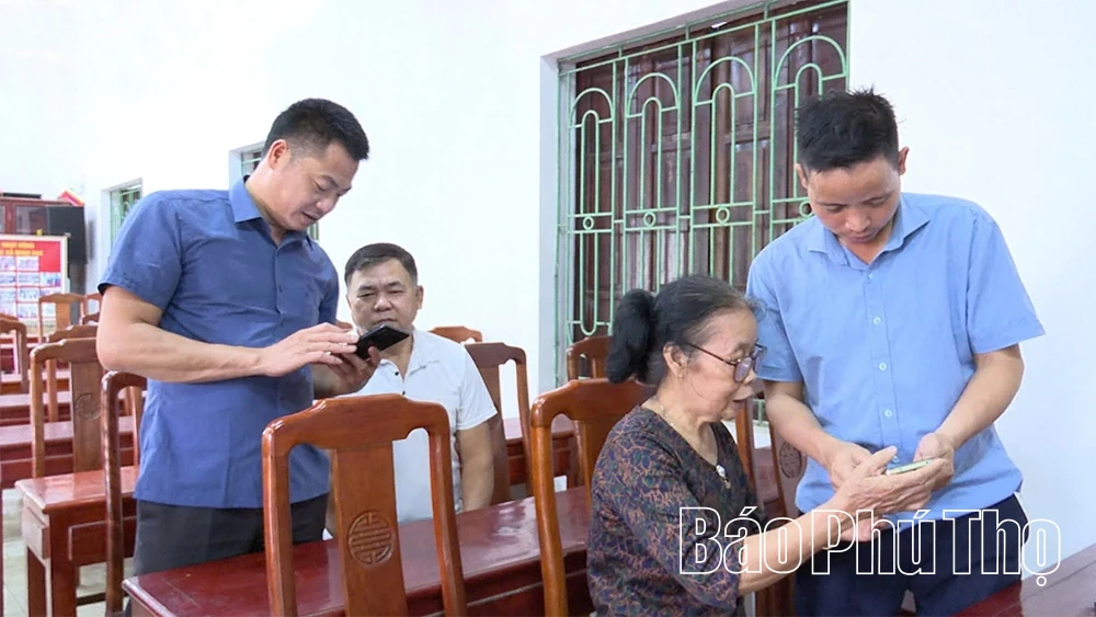 Xã Hạ Hòa kiên quyết không để chậm trễ thủ tục hành chính của người dân