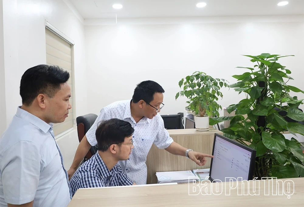 Thắp sáng “Bình dân học vụ số”