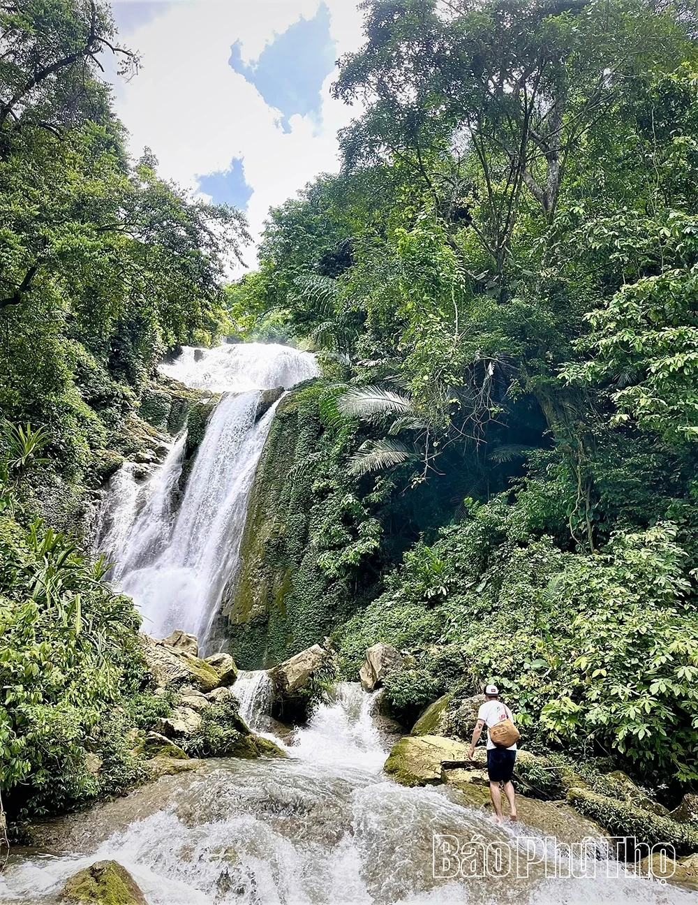 Khi Bí thư xã trở thành “đại sứ” du lịch quê hương