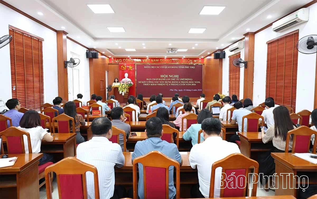 Hội nghị Ban Chấp hành Đảng bộ các cơ quan Đảng tỉnh lần thứ Tư
