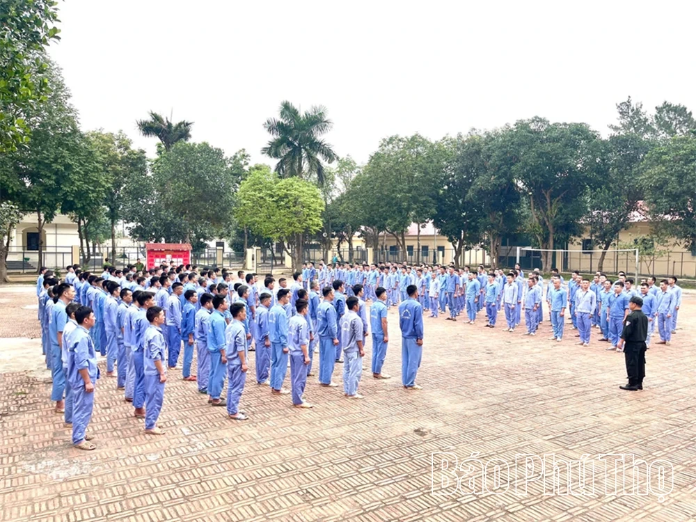 Mở lối hoàn lương