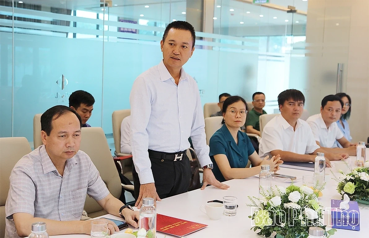 Phu Tho Steps Up Efforts to Remove Land Clearance Bottlenecks at Industrial Parks in the Former Vinh Phuc Area