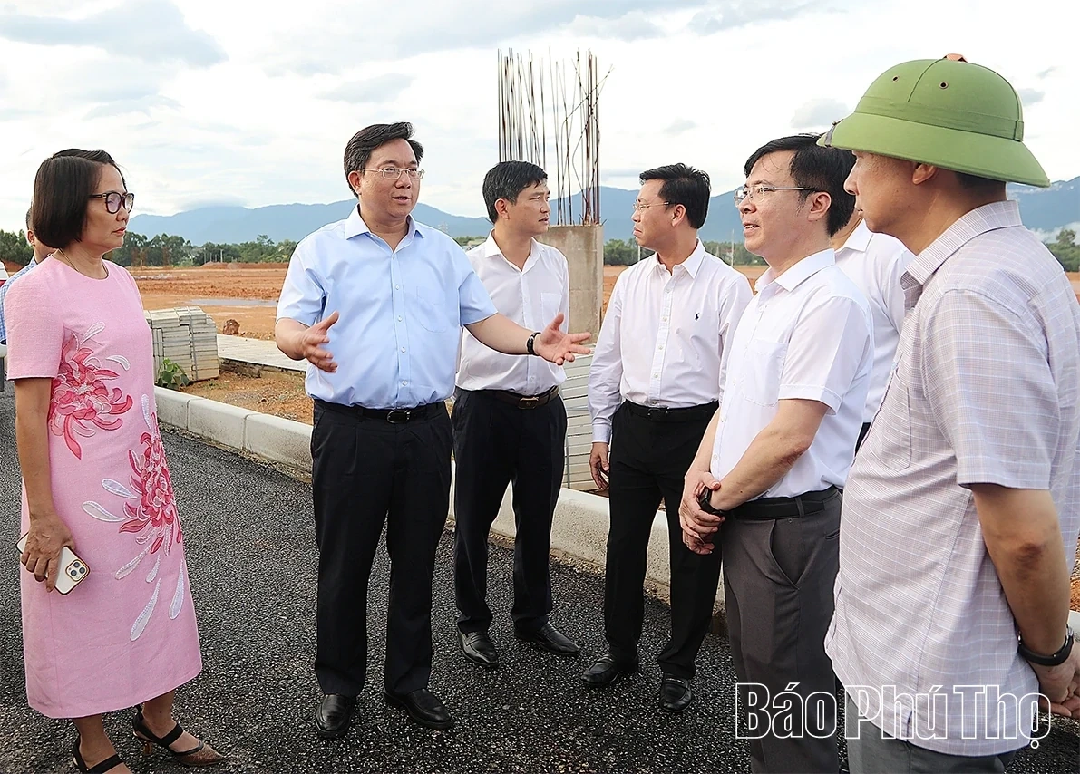 Phu Tho Steps Up Efforts to Remove Land Clearance Bottlenecks at Industrial Parks in the Former Vinh Phuc Area