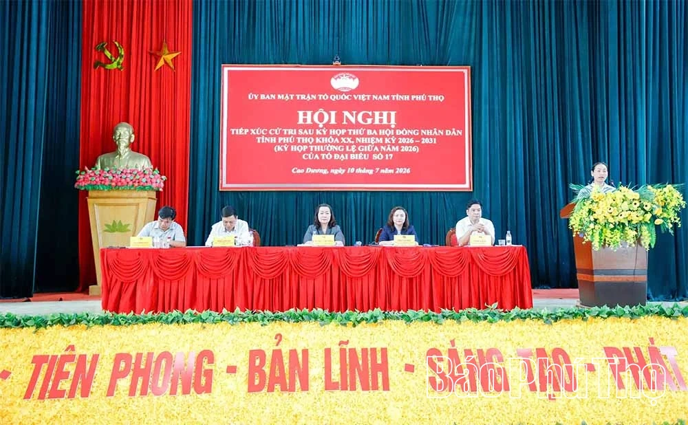 Tổ đại biểu số 17 HĐND tỉnh tiếp xúc cử tri sau Kỳ họp thứ Ba