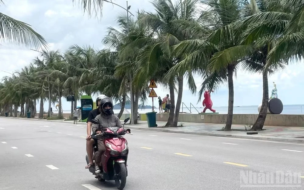 Thời tiết ngày 19/7: Bắc Bộ có mưa rào và dông, Trung Bộ có nơi nắng nóng gay gắt