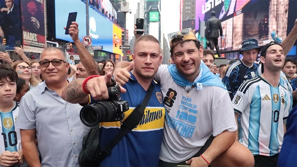 Chung kết World Cup 2026: Cổ động viên Argentina biến New York thành sàn diễn Tango