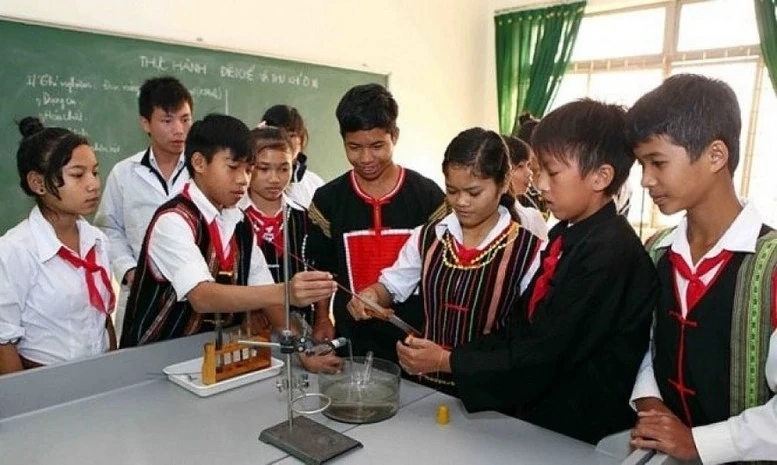 Dự kiến nhiều chính sách ưu tiên hỗ trợ học tập đối với người học dân tộc thiểu số rất ít người