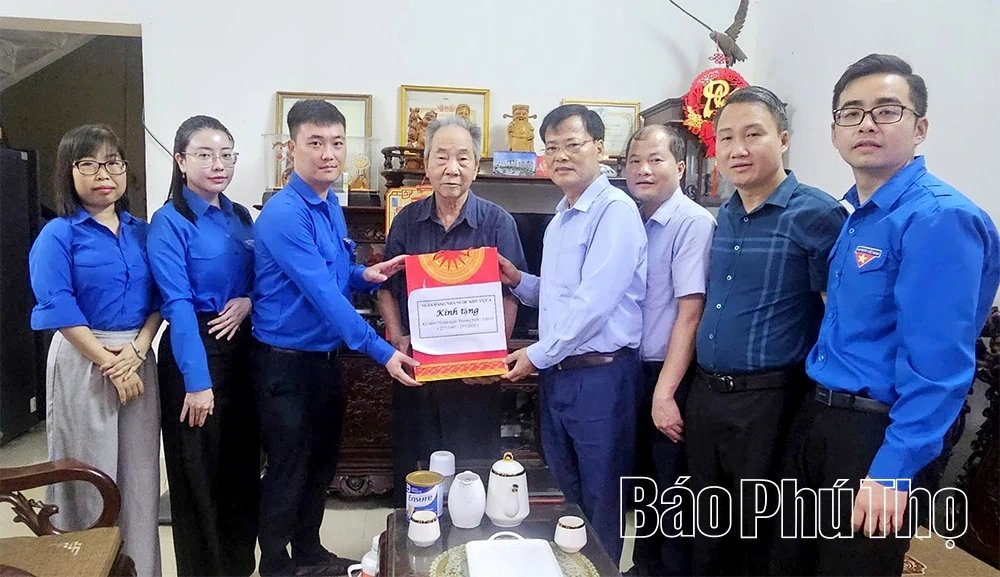 Ngân hàng Nhà nước Khu vực 4 tổ chức các hoạt động tri ân Ngày Thương binh - Liệt sĩ 27/7