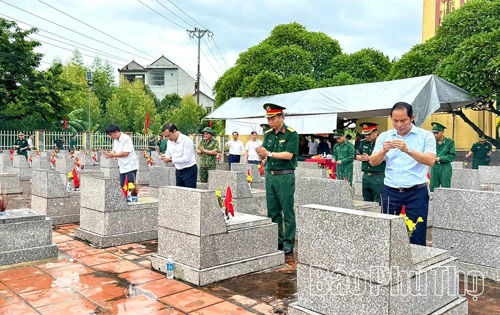 Xã Thái Hòa lấy mẫu ADN 6 hài cốt liệt sĩ chưa xác định danh tính