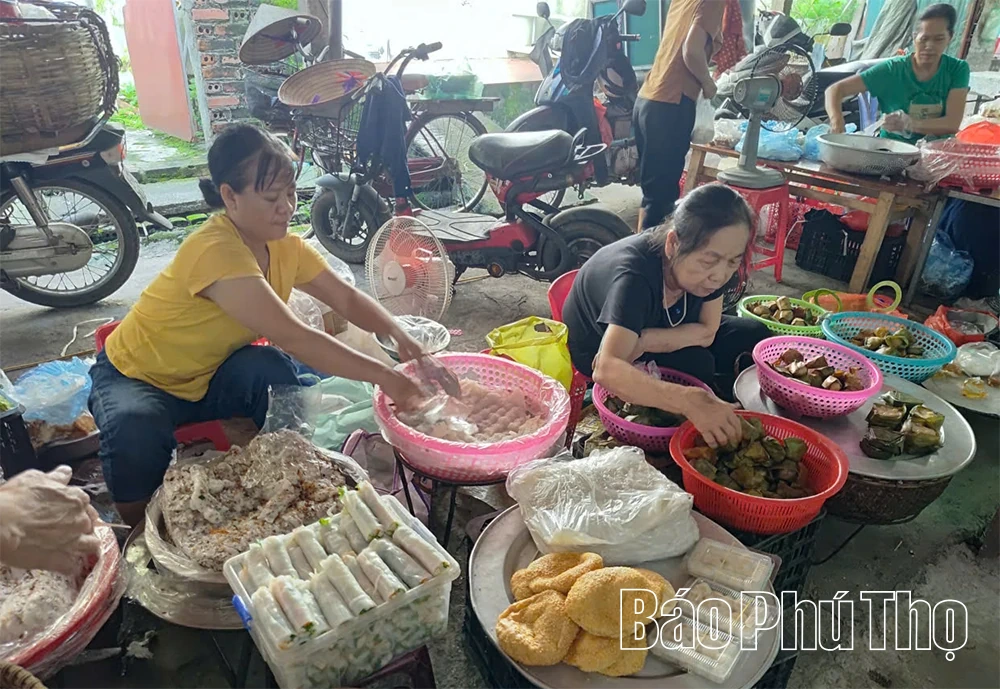 Chợ quê giữa lòng phố thị
