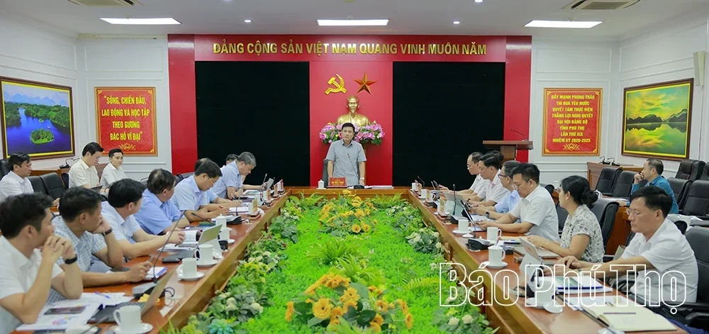 Adjusting the Planning to Create Momentum for Developing Lake Hoa Binh National Tourism Area