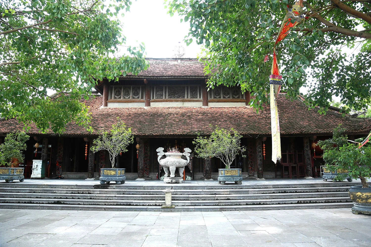 Đền Tam Giang - Chùa Đại Bi: Nơi hội tụ hồn thiêng ngã ba sông
