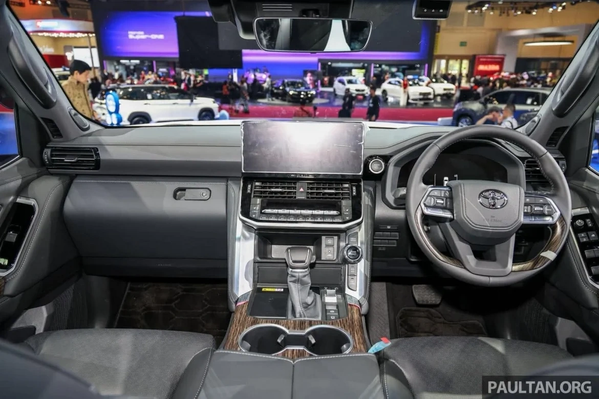 cận cảnh toyota land cruiser hybrid 2026 ra mắt Đông nam Á hình ảnh 3 Cận cảnh Toyota Land Cruiser Hybrid 2026 ra mắt Đông Nam Á