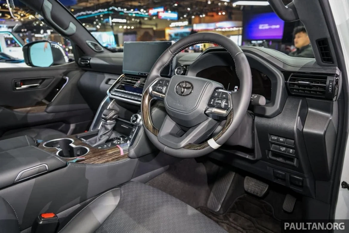 cận cảnh toyota land cruiser hybrid 2026 ra mắt Đông nam Á hình ảnh 2 Cận cảnh Toyota Land Cruiser Hybrid 2026 ra mắt Đông Nam Á