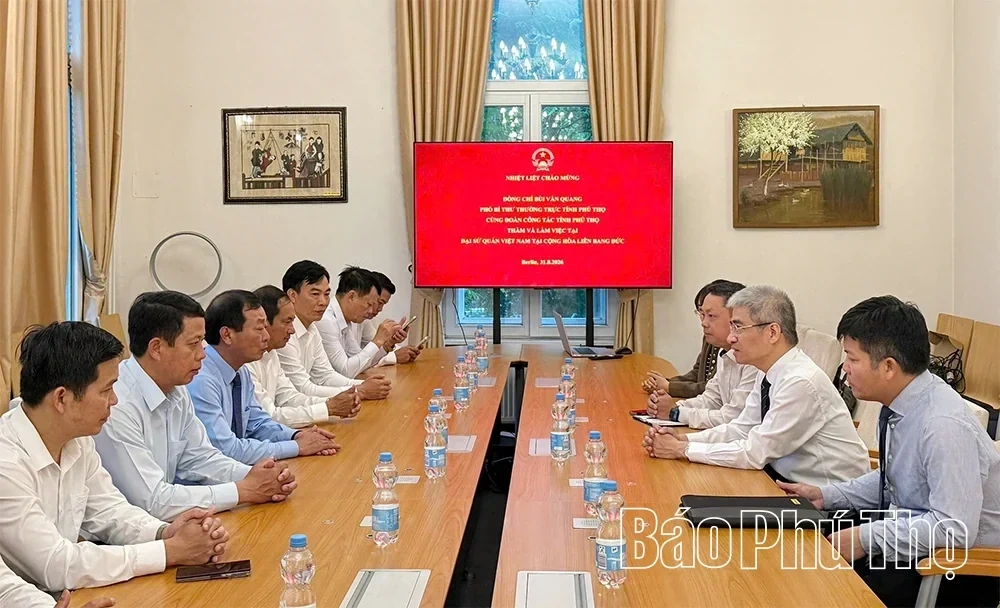 Phu Tho Expands External Relations Space, Drives Investment Cooperation, and Promotes the Locality in Europe