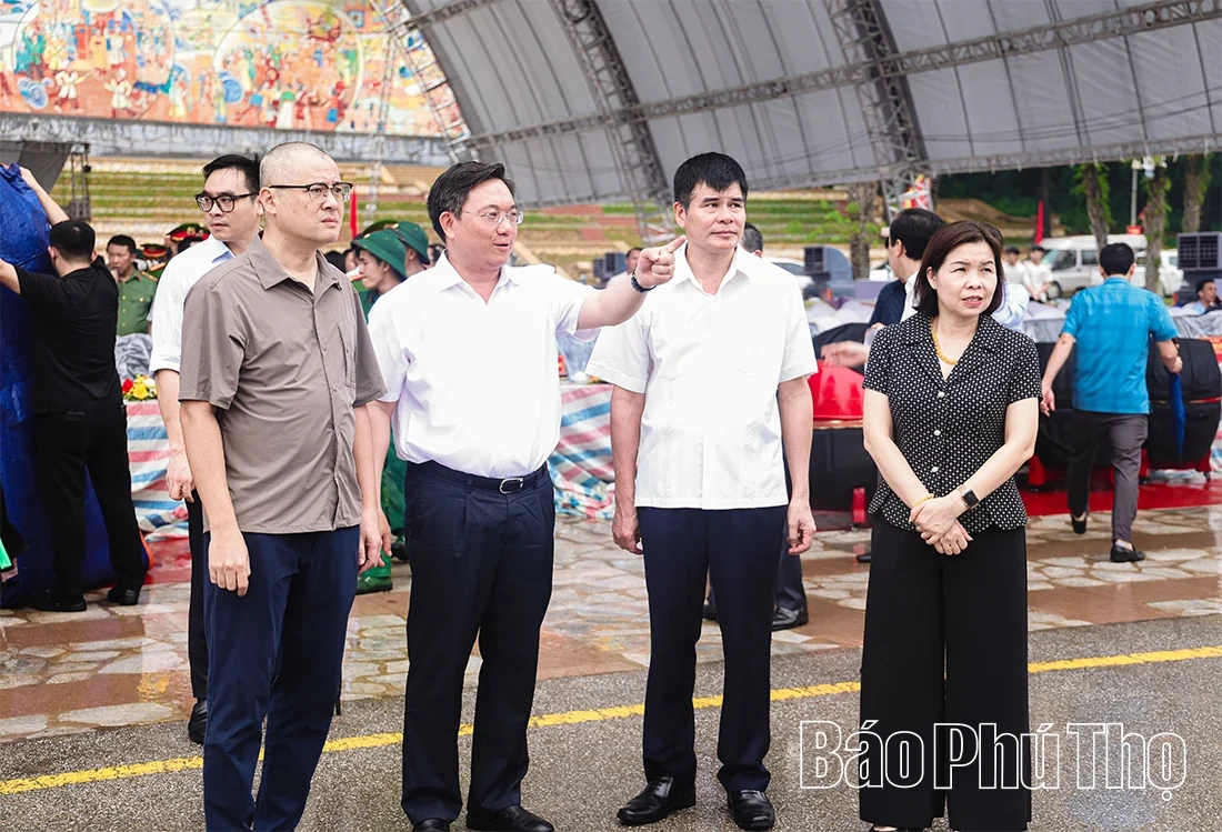 Tổng duyệt chương trình Lễ kỷ niệm 72 năm Ngày Bác Hồ về thăm Đền Hùng và khánh thành Tượng đài “Bác Hồ với ngày hội non sông”