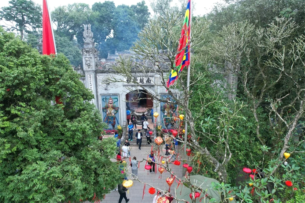 Từ lời Người căn dặn đến biểu tượng trường tồn nơi Đất Tổ