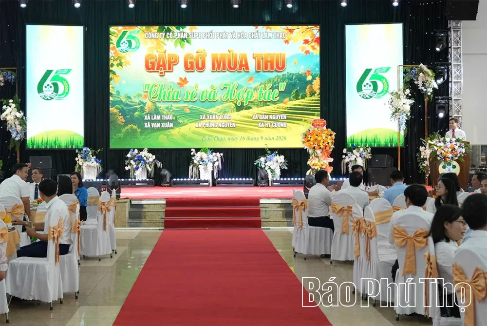 Công ty Cổ phần Supe Phốt phát và Hóa chất Lâm Thao đối thoại định kỳ năm 2026