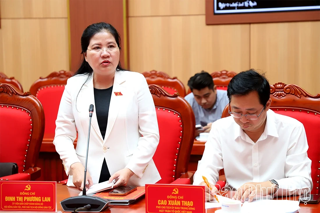 Khảo sát thực tiễn công tác lãnh đạo của Đảng đối với hoạt động giám sát của Quốc hội và HĐND