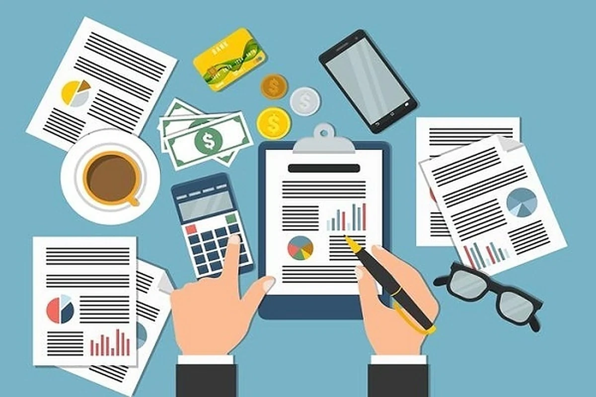 Doanh nghiệp giao nhận có nên chuyển sang xe van điện?