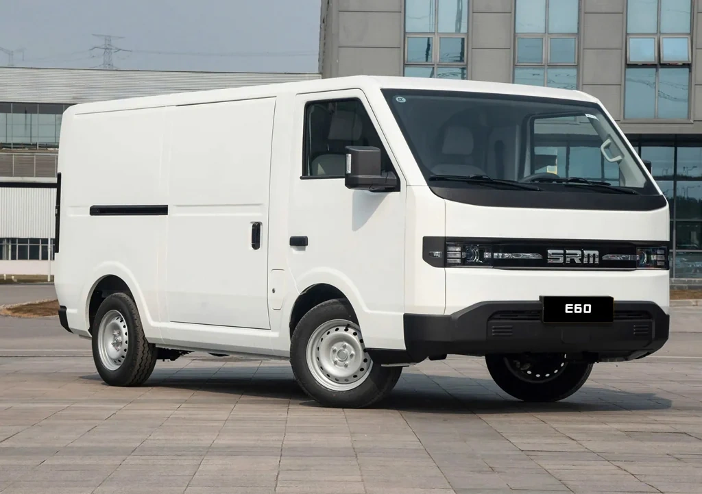 Doanh nghiệp giao nhận có nên chuyển sang xe van điện?