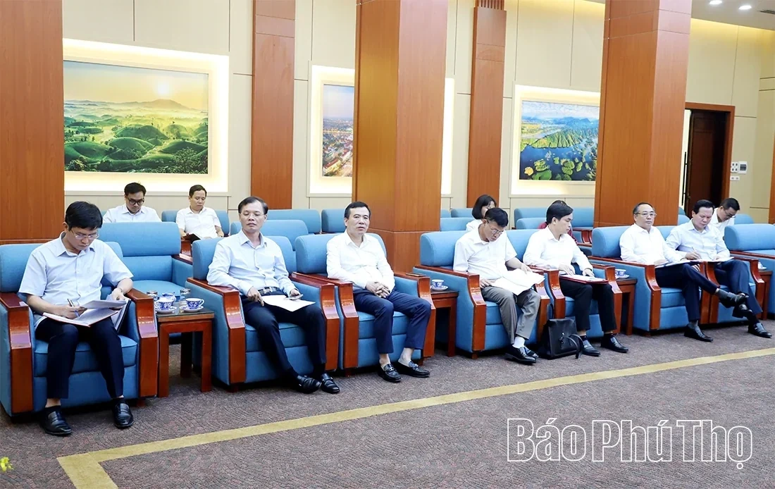 Strengthening Cooperation in Supporting Industry Development and High-Tech Human Resource Training Between Phu Tho Province and Samsung Group