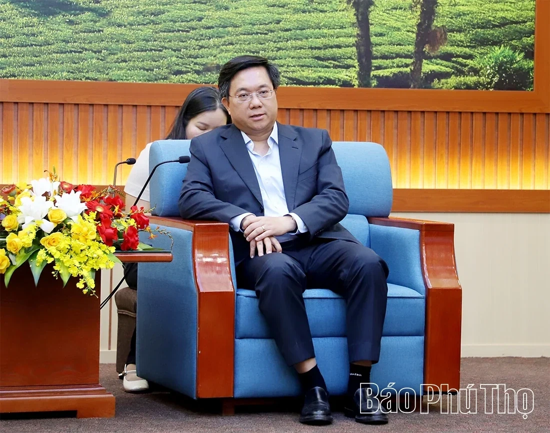 Strengthening Cooperation in Supporting Industry Development and High-Tech Human Resource Training Between Phu Tho Province and Samsung Group