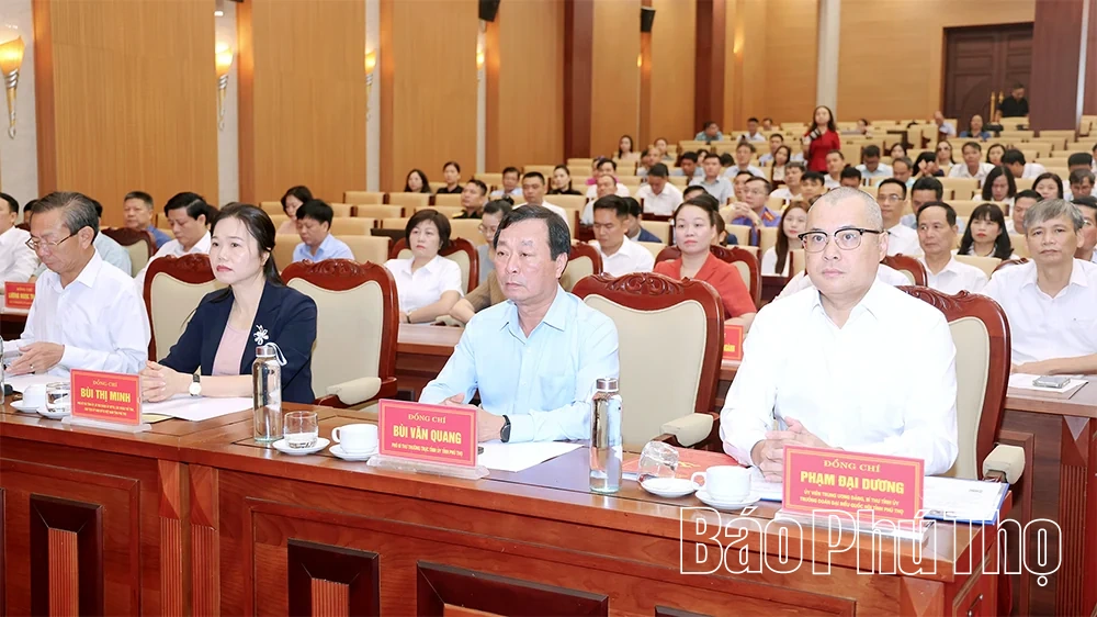 870 đơn vị, tổ chức, cá nhân đăng ký ủng hộ Quỹ “Vì người nghèo” với số tiền 38,7 tỷ đồng