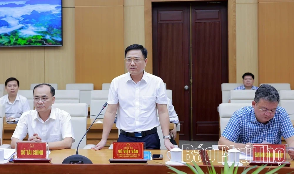 Phu Tho Shares Socio-Economic Management and Leadership Experiences with Cao Bang Province