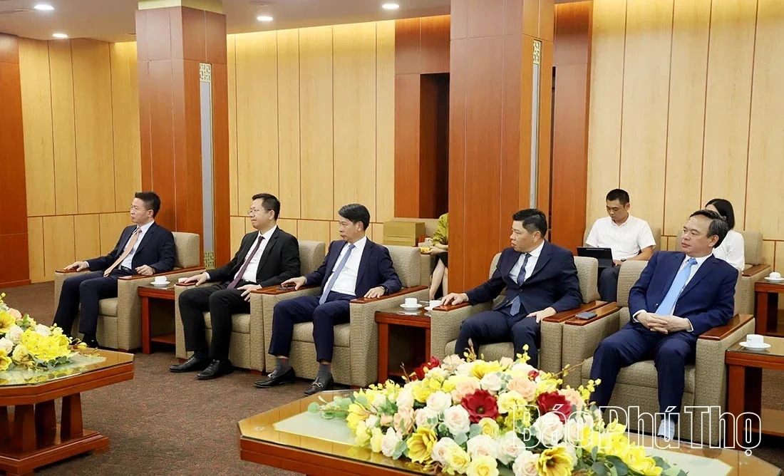 Provincial Party Secretary Pham Dai Duong Receives and Works with High-Level Polish Delegation