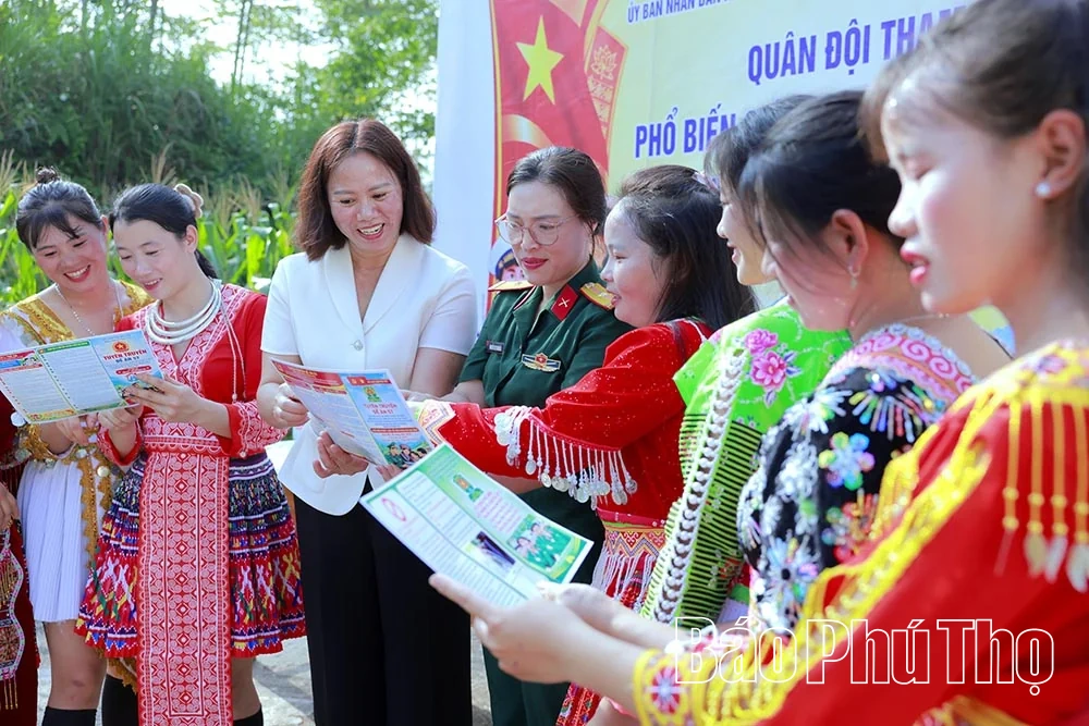 Đổi mới công tác tuyên truyền, phổ biến, giáo dục pháp luật cho đồng bào dân tộc thiểu số và miền núi ở Phú Thọ