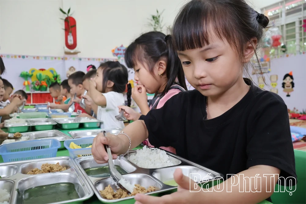 Chăm sóc sức khỏe học sinh vì sự phát triển toàn diện