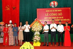 Thành lập chi bộ Công ty cổ phần xây lắp Trường Sơn Miền Bắc