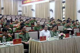 Hội nghị báo cáo viên Trung ương tháng 4/2023