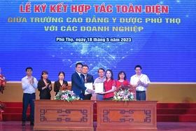 Trường Cao đẳng Y Dược Phú Thọ ký kết hợp tác với các doanh nghiệp