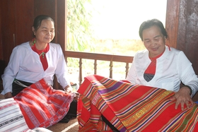 Người nặng lòng với văn hóa Mường
