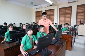 Xét tuyển vòng 2 kỳ thi tuyển dụng giáo viên Tiểu học năm 2023