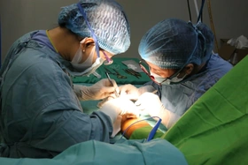 Mổ cầu tay chạy thận (AVF) - Trái tim thứ 2 của người bệnh suy thận mạn giai đoạn cuối