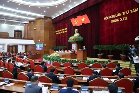 Trung ương xem xét thực hiện chế độ tiền lương mới từ ngày 1/7/2024; ban hành Nghị quyết mới về chính sách xã hội
