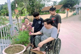 Đủ yêu thương hạnh phúc sẽ đong đầy
