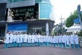 Làm đẹp với chuyên gia Bệnh viện JK Nhật Hàn