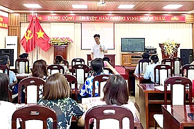 Trao đổi nghiệp vụ sáng tạo tác phẩm báo chí