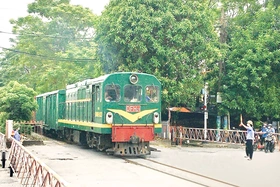 Đảm bảo an toàn giao thông đường sắt