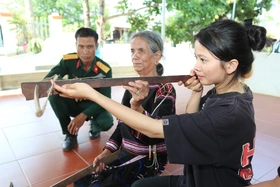 Già làng Siu H’Phyin như cánh chim không mỏi