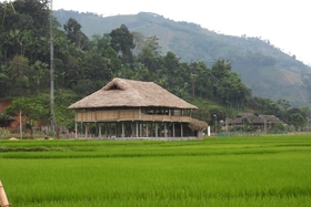 Gìn giữ những nếp nhà cổ vùng cao Lào Cai