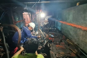 Để điểm tựa ngày càng vững chắc giữa trùng khơi sóng