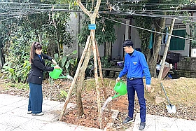 Tuổi trẻ Đất Tổ “Vì một Việt Nam xanh”