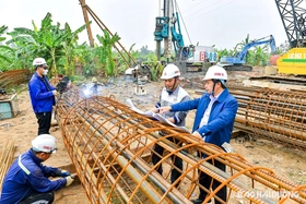 Lao động là vinh quang