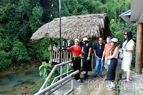 Hấp dẫn du lịch cộng đồng bản Ké